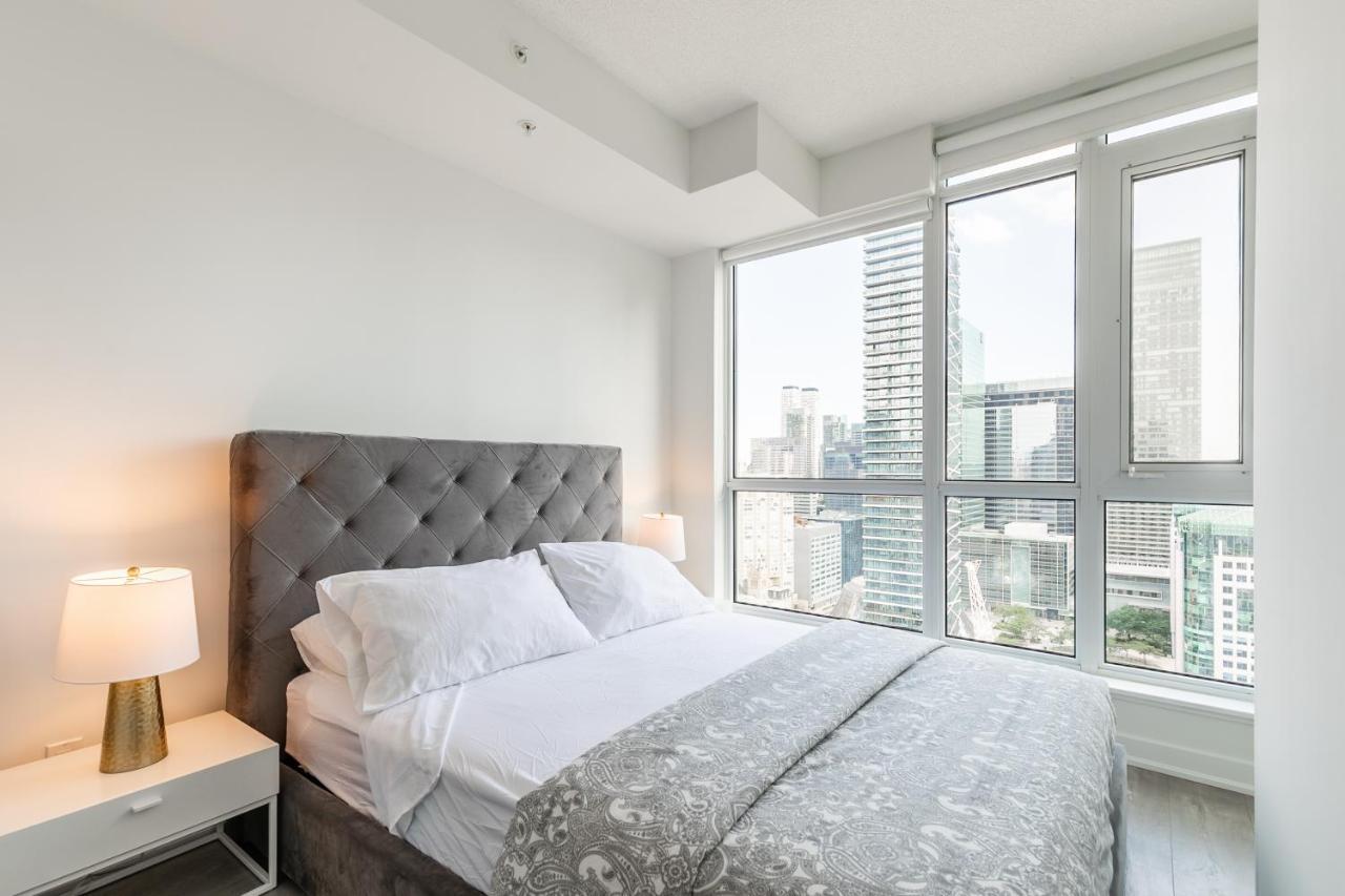 Luxury 2 Bedroom In The Heart Of Entertainment District - City Skyline View & Balcony Toronto Exterior foto